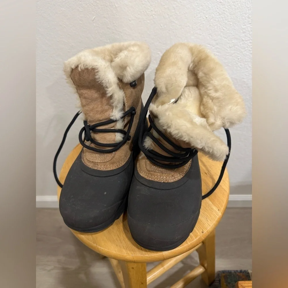 Sorel good used